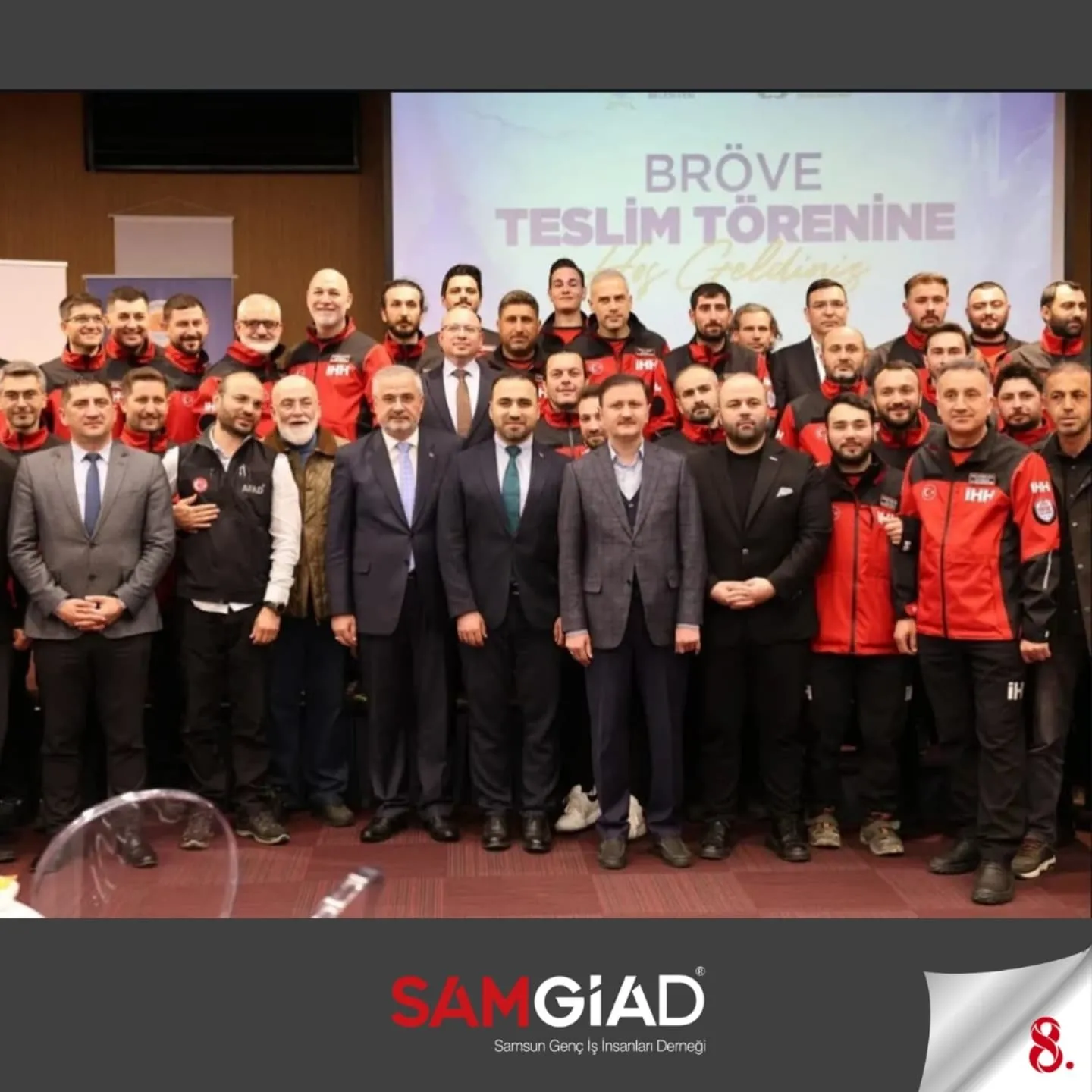  İHH - Arama Kurtarma Ekibinin Bröve Takdim Töreni