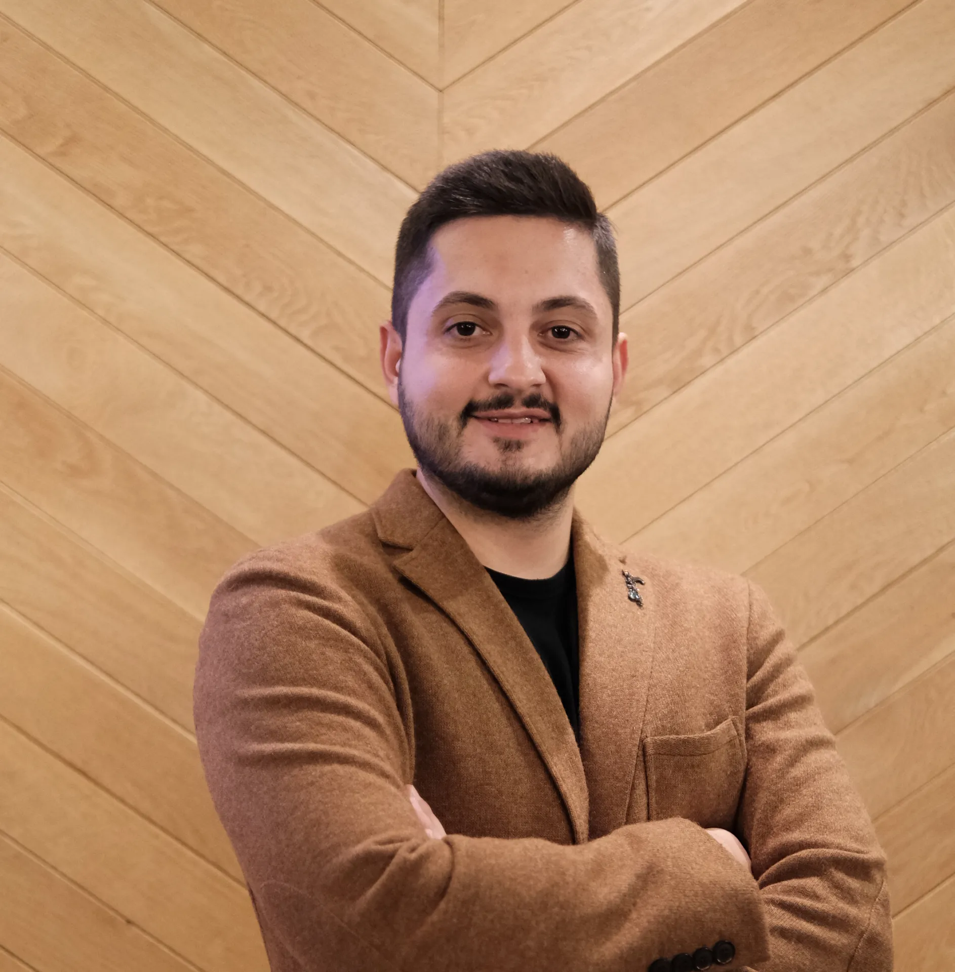 İBRAHİM TOLGA ÖZÖN